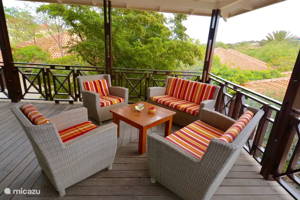 Cozy drink on the veranda which is always a cooling breeze!