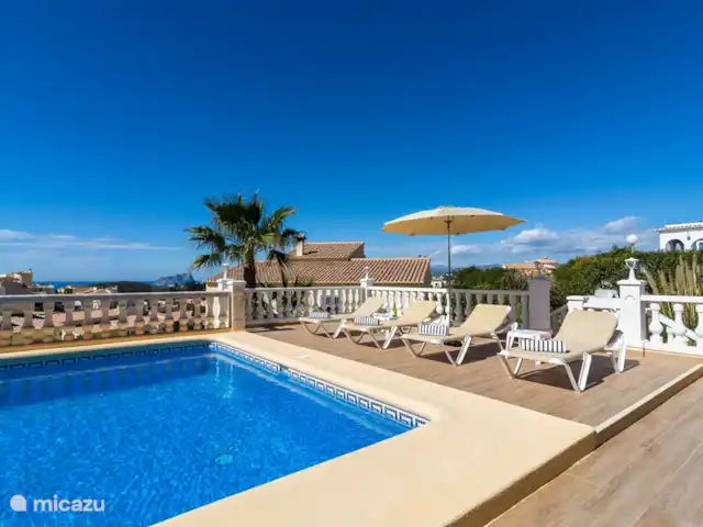 Maison Suzanne | Espagne, Costa Blanca, Benitachell - villa 8 transats, 4 parasols et tables d'appoint