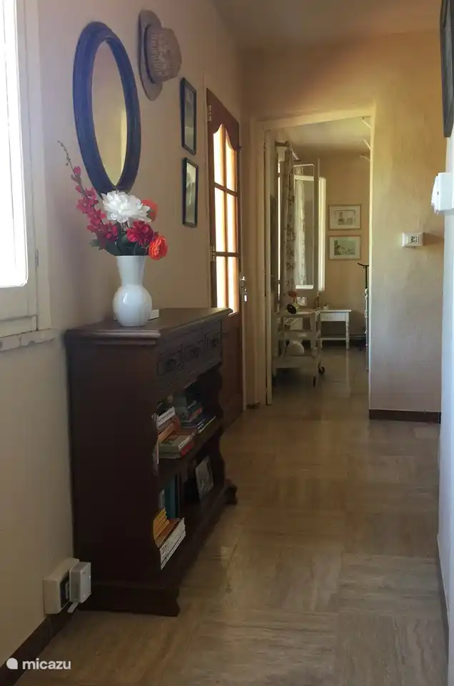 Gang op de eerste etage van Pian del Gatto.
