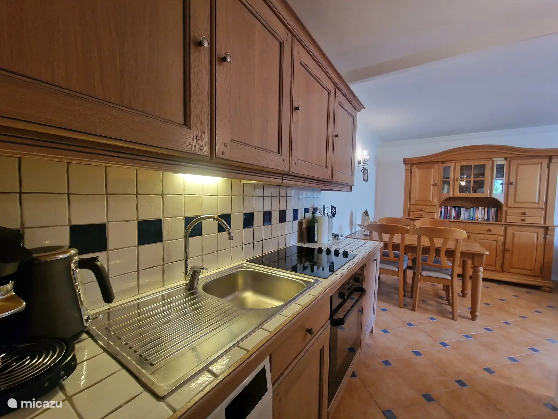 Keuken met eettafel