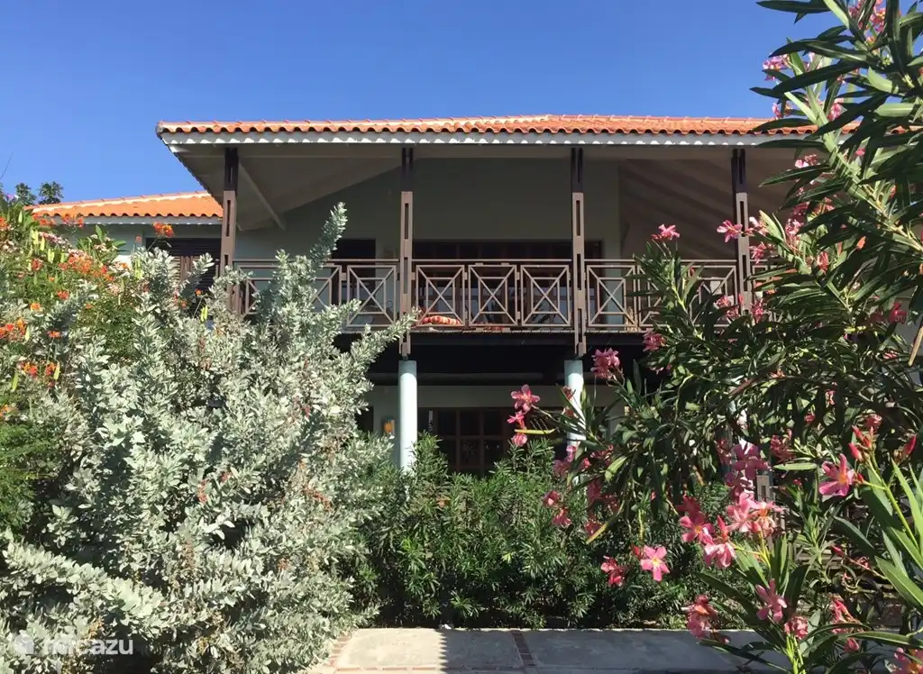 Vue fantastique depuis le porche!