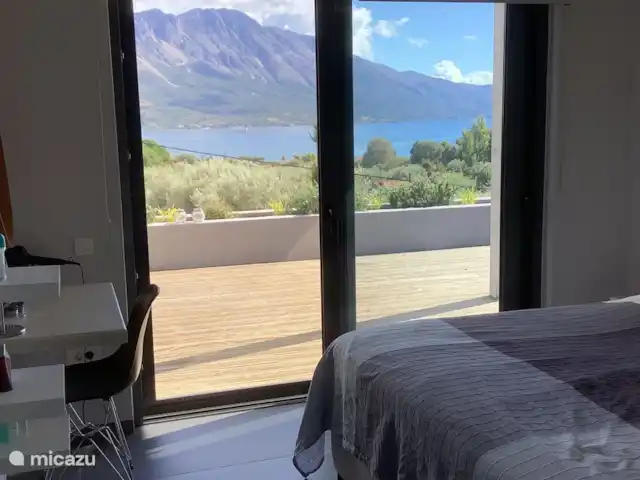 Villa Elia'N en Grecia, Gracia Central, Pogonia - villa Dormitorio principal con vista al mar.