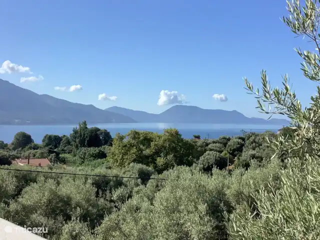 Villa Elia'N en Grecia, Gracia Central, Pogonia - villa Relájese con esta hermosa vista sobre los verdes olivos.