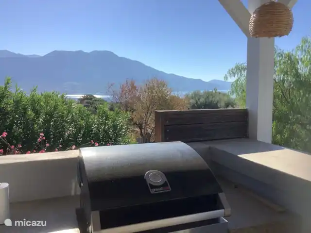 Villa Elia'N en Grecia, Gracia Central, Pogonia - villa ¿Quién no querría una parrillada y con esta vista?