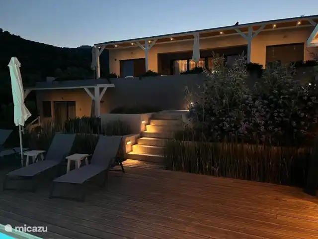 Villa Elia'N en Grecia, Gracia Central, Pogonia - villa También se ha pensado en la iluminación atmosférica.