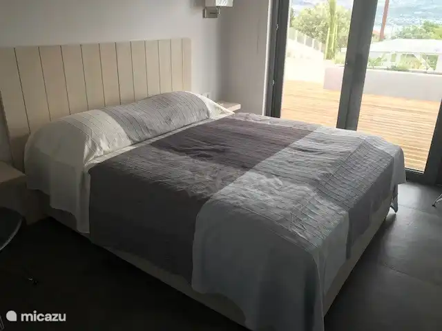 Villa Elia'N en Grecia, Gracia Central, Pogonia - villa Amplio dormitorio y muchos armarios empotrados y bonitas vistas al mar y montaña.