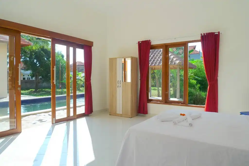 uno de los tres dormitorios