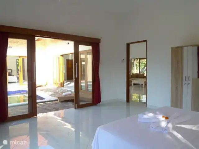 Villa Jompo Lovina en Indonesia, Bali, Lovina - villa uno de los tres dormitorios