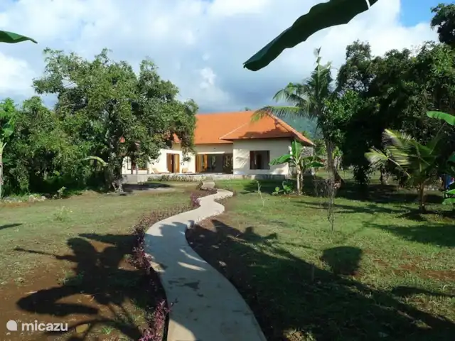 Villa Jompo Lovina en Indonesia, Bali, Lovina - villa la villa