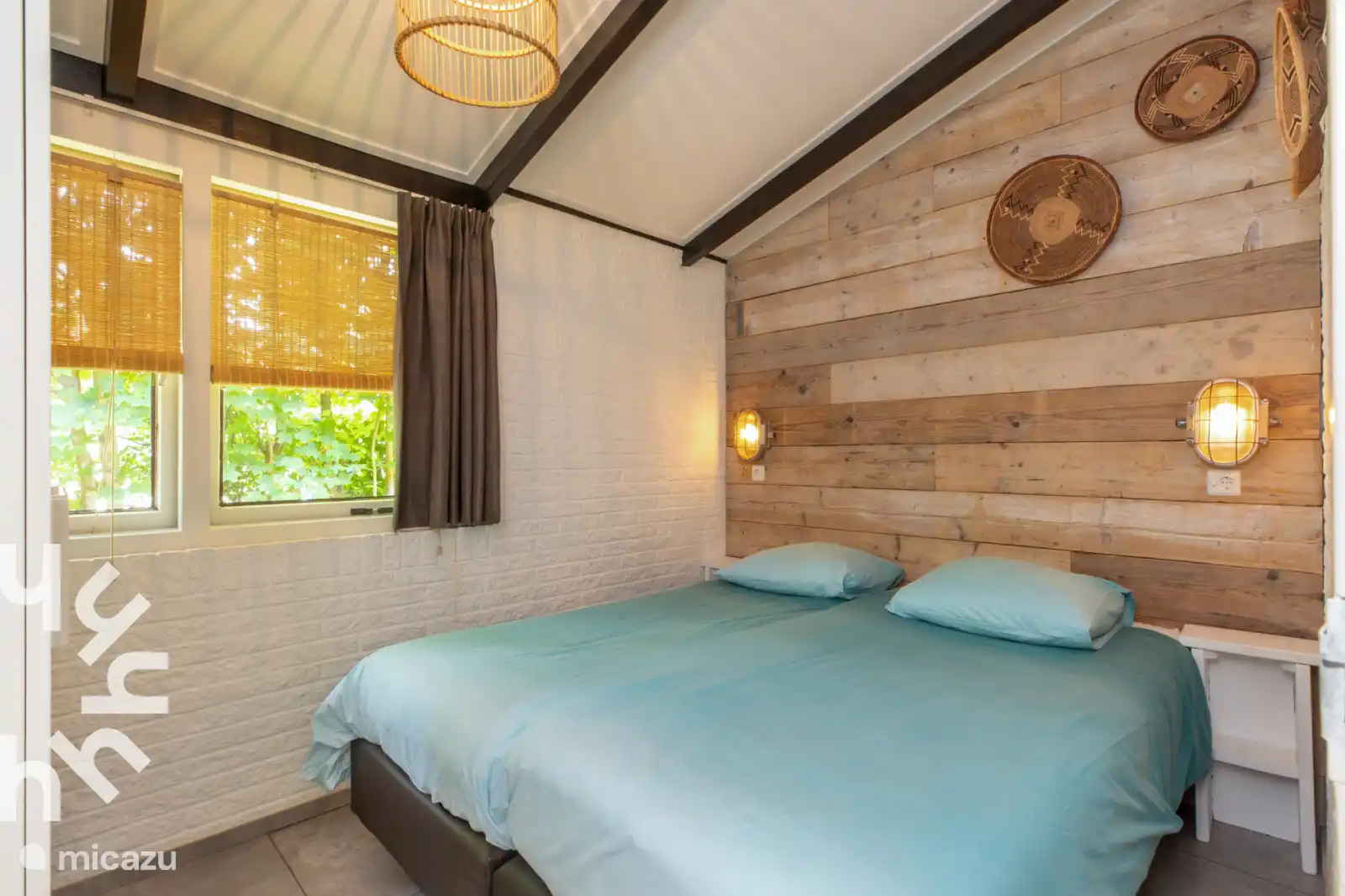 2 boxspringbedden 80x200 en kledingkast