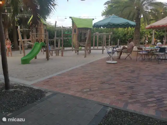 Villa 16 - Près de la piscine et de la plage | Curaçao, Curaçao-Centre, Blue Bay - villa Aire de jeux au bord de la plage