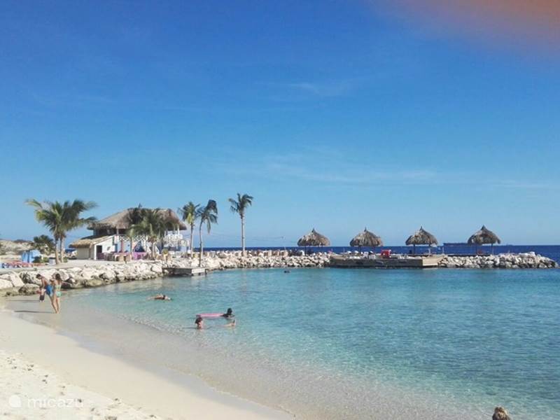 Vakantiehuis Curaçao, Curacao-Midden, Blue Bay Villa Villa 16 - Vlakbij zwembad & Strand