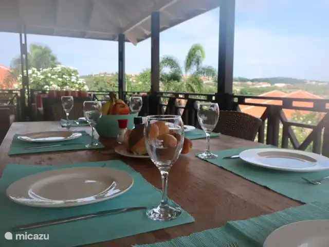 Villa 16 - Près de la piscine et de la plage | Curaçao, Curaçao-Centre, Blue Bay - villa Table à dinner