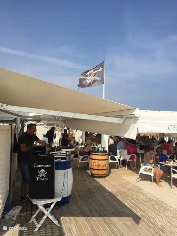 Chiringito (Strand-Bar / Restaurant) 350m zu Fuß zu erreichen