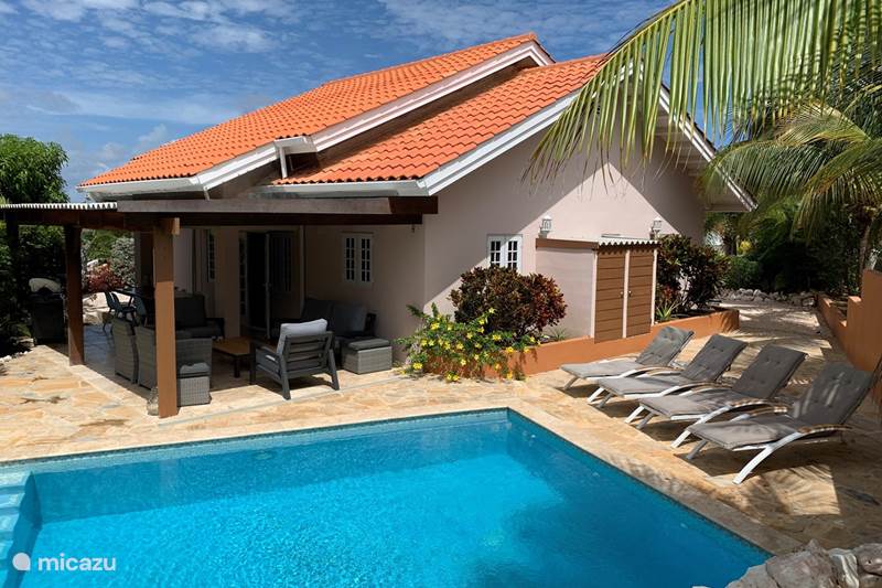 Vakantiehuis Curaçao, Banda Abou (west), Fontein Villa Villa Bon Bida Curacao