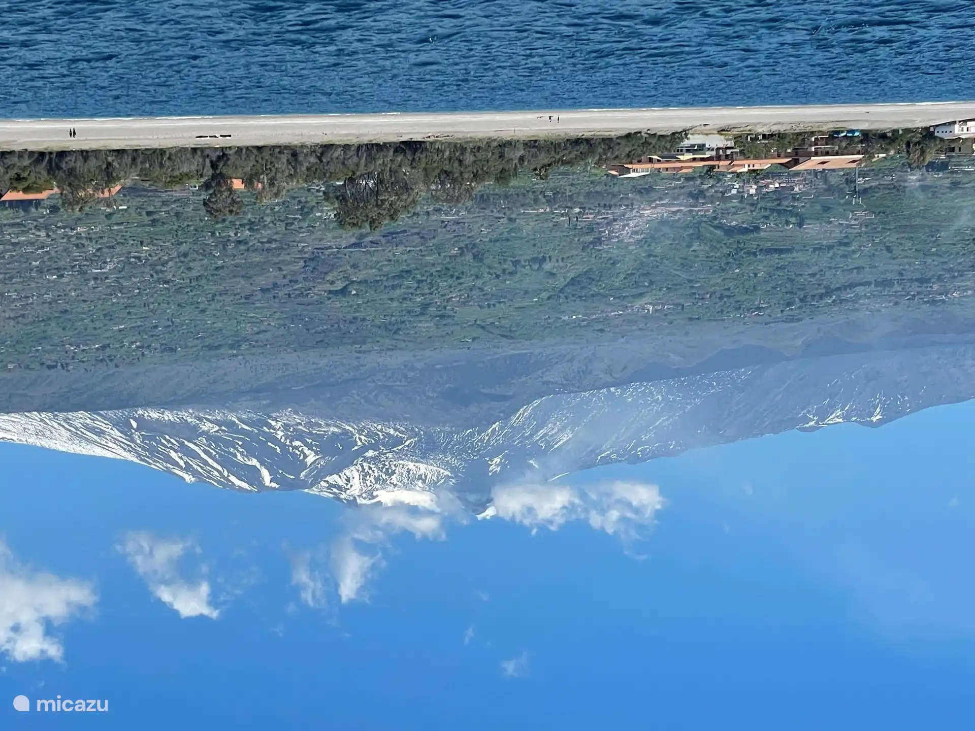 Lady Etna vom Meer aus, Frühling 2024