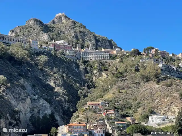 Zeiltours Taormina & zeilvakanties huren in Italië, Sicilië, Riposto - camper / jacht / woonboot Taormina