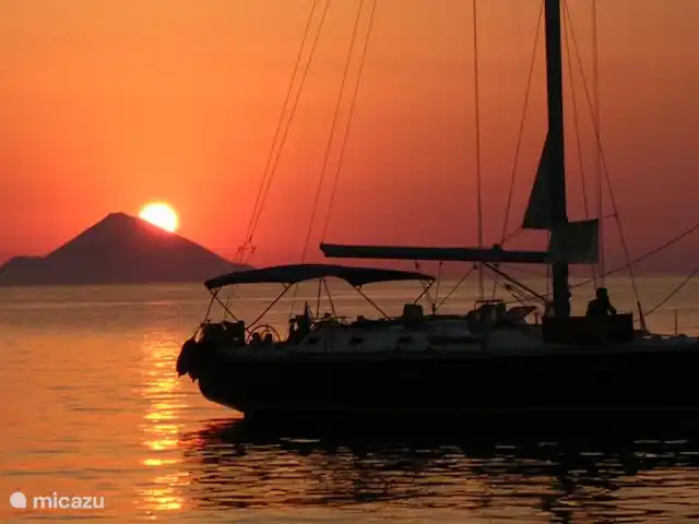 Zeiltours Taormina & zeilvakanties huren in Italië, Sicilië, Riposto - camper / jacht / woonboot De zon, zee en de wind...een heerlijk ontspannen vakantie!
