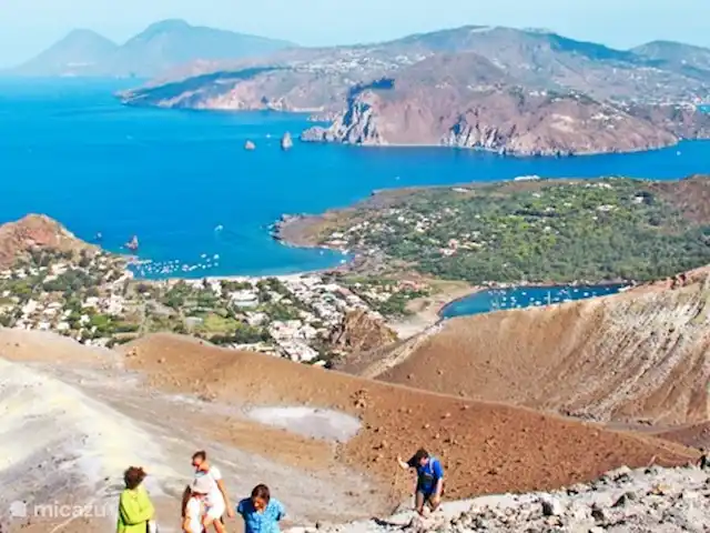 Zeiltours Taormina & zeilvakanties huren in Italië, Sicilië, Riposto - camper / jacht / woonboot Tour Eolische eilanden, vergezichten