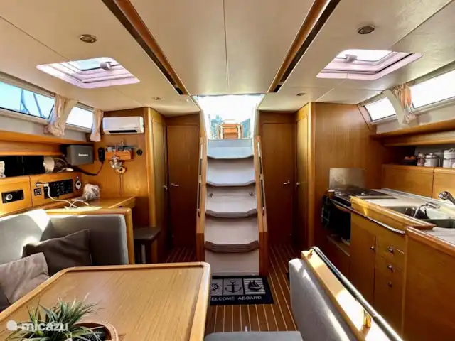 Zeiltours Taormina & zeilvakanties huren in Italië, Sicilië, Riposto - camper / jacht / woonboot