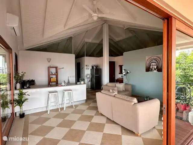 Villa Blue Bay près de la plage et de la piscine | Curaçao, Curaçao-Centre, Blue Bay - villa Salon et cuisine
