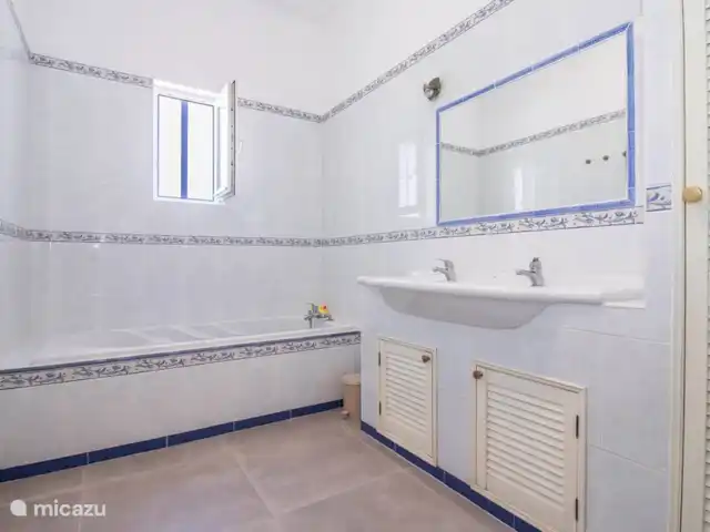 Casa Zambujeirao | Portugal, Algarve, Loulé - villa Salle de bains