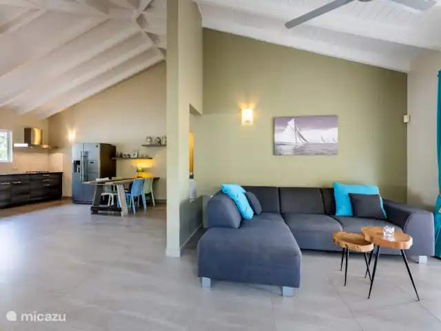 Villa Drumi Dushi | Curaçao, Banda Ariba (est), Jan Thiel - villa beau canapé pour regarder la télé