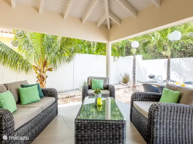 Villa Drumi Dushi | Curaçao, Banda Ariba (est), Jan Thiel - villa détendez-vous sur le porche