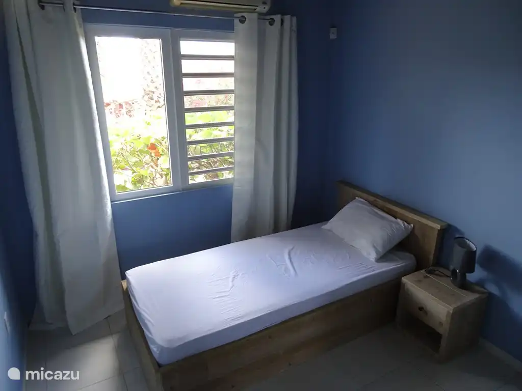 2 dormitorios para 1 persona con armarios empotrados