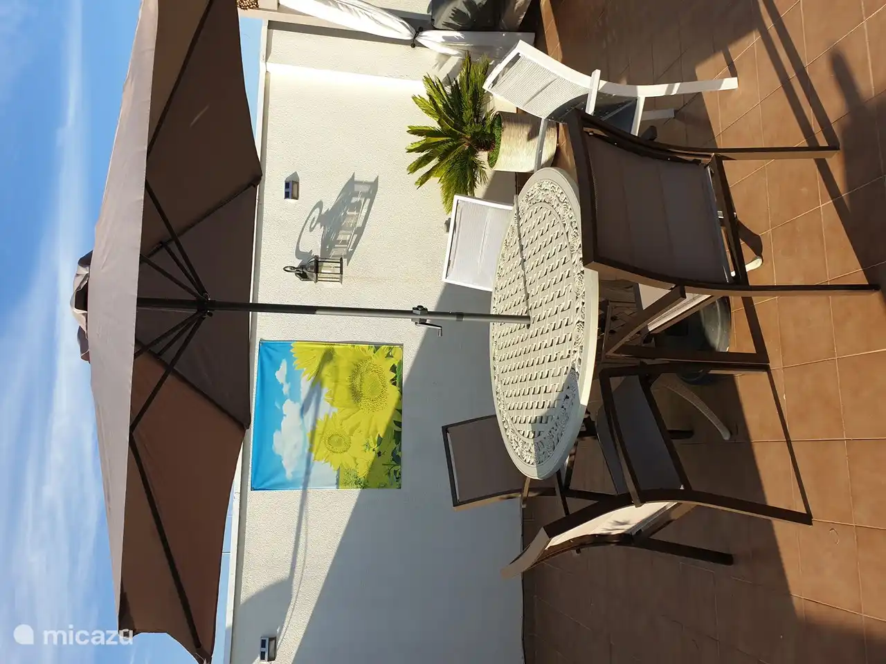 Sonnige Dachterrasse