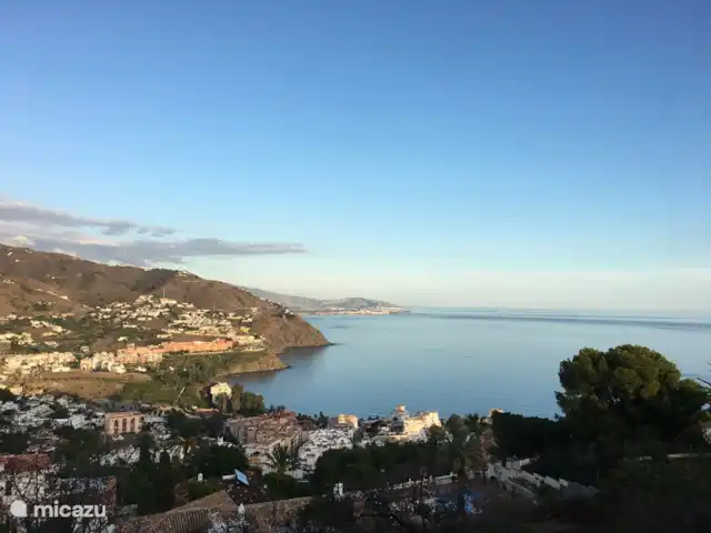 Location de Vacances Espagne, Costa Tropical, Almuñécar, maison de vacances - Maison atmosphérique et élégante en bord de mer Vue depuis la colline