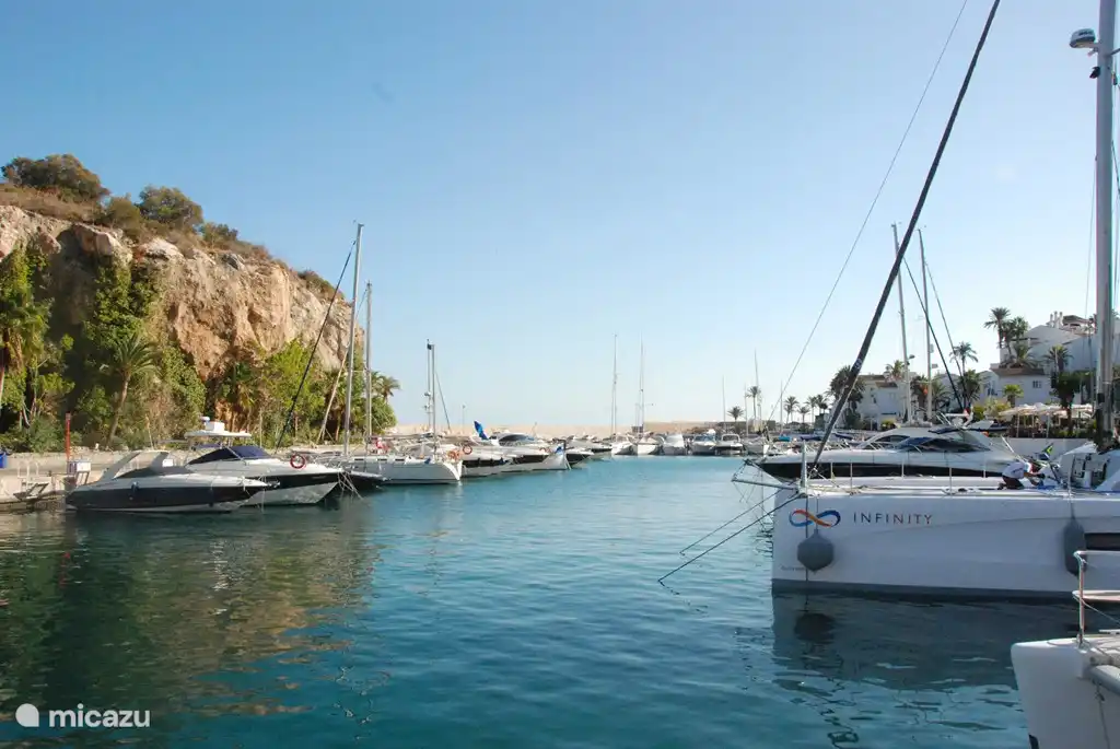 Yachthafen in der Nähe von Almunecar
