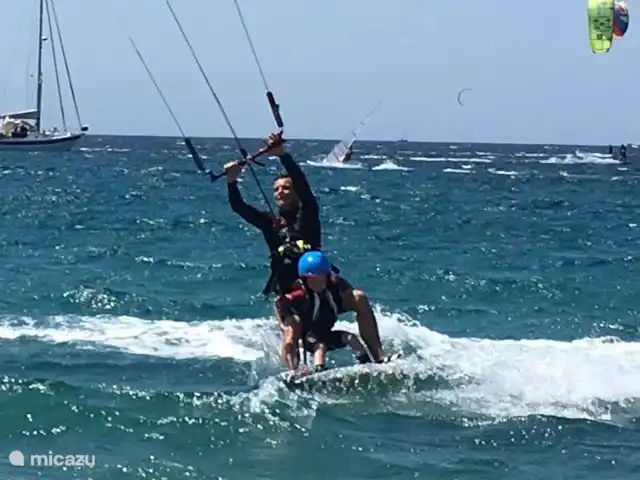 Location de Vacances Espagne, Costa Tropical, Almuñécar, maison de vacances - Maison atmosphérique et élégante en bord de mer Les environs Almunecar sont bien et une zone diversifiée de sports nautiques et de parapente ; en partie à cause de son emplacement près de la Sierra Nevada.