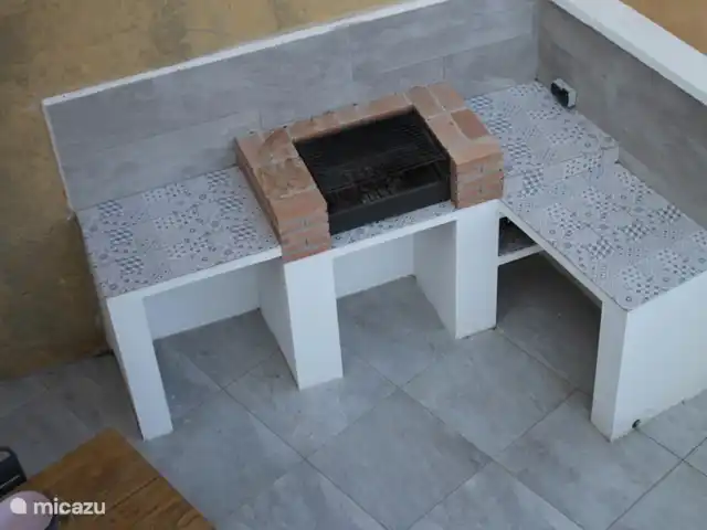 Location de Vacances Espagne, Costa Tropical, Almuñécar, maison de vacances - Maison atmosphérique et élégante en bord de mer barbecue sur terrasse