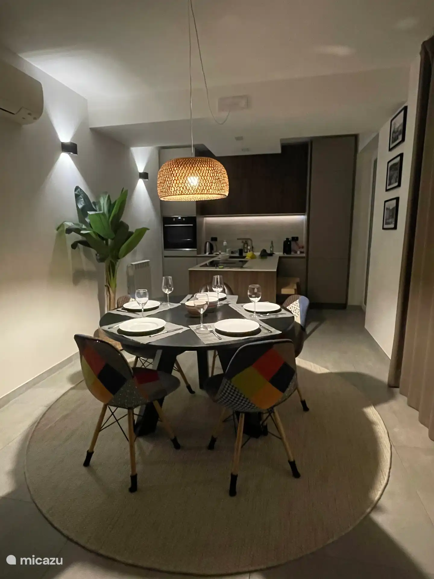 Nieuwe keuken in de avond