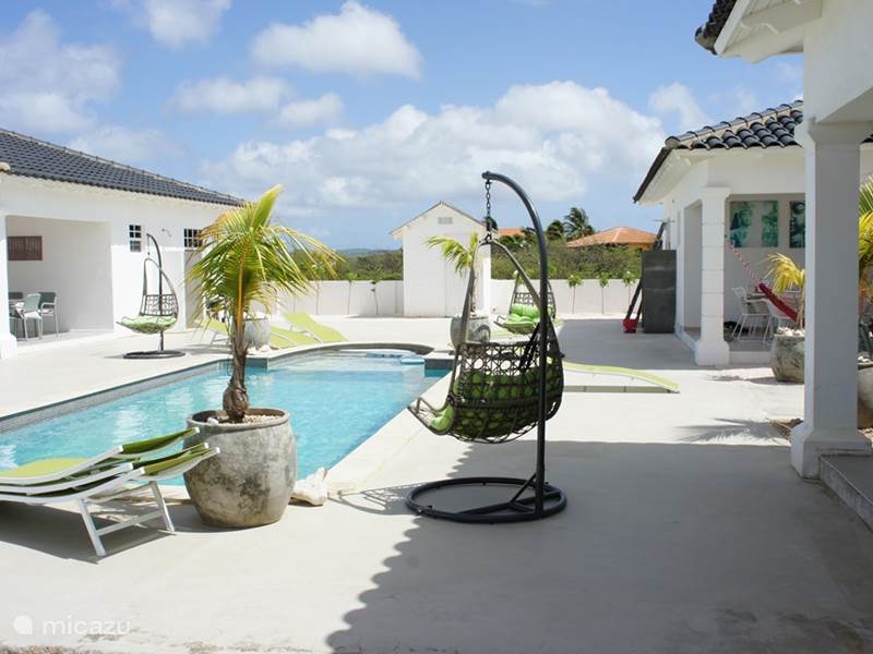 Vakantiehuis Bonaire, Bonaire, Hato Villa Luxe villa met  zwembad