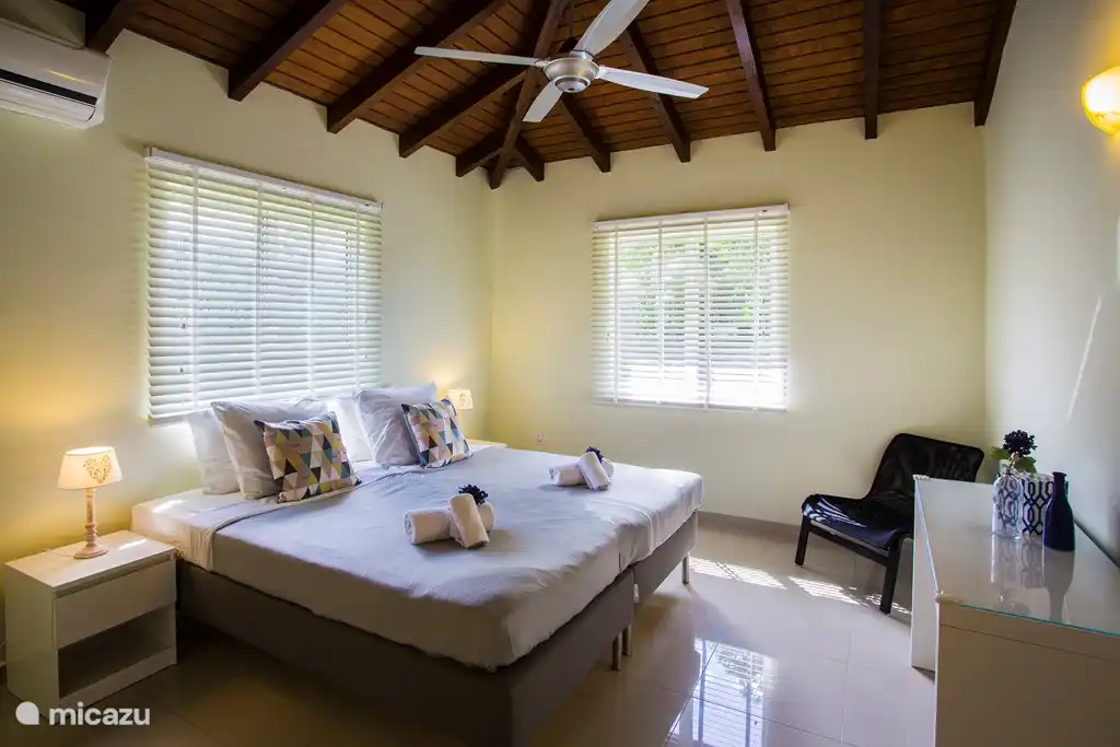 großes Schlafzimmer