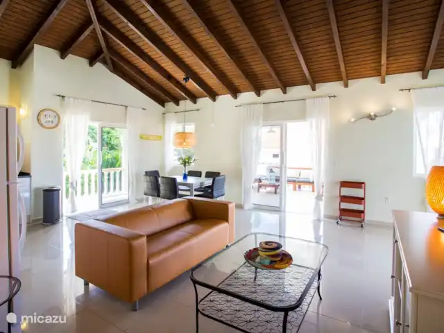 Bon Bineke huren in Curaçao, Banda Ariba (oost), Jan Thiel - villa de living