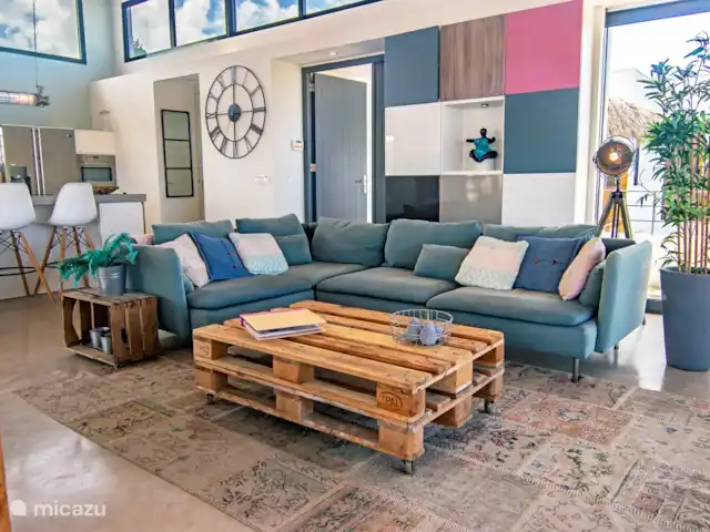 Hakuna Matata 7-10 personen huren in Curaçao, Banda Ariba (oost), Vista Royal - villa Woonkamer