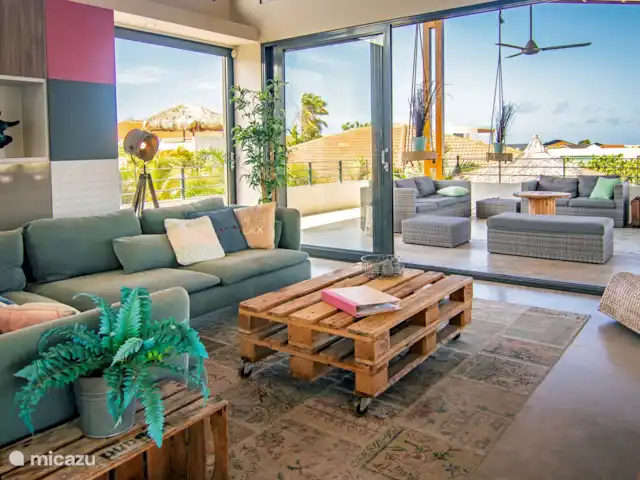 Hakuna Matata 7-10 personen huren in Curaçao, Banda Ariba (oost), Vista Royal - villa Veranda eerste verdieping, met zeezicht