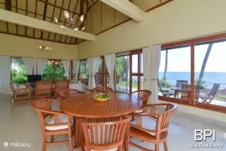 Vakantiehuis Indonesië, Bali, Air Sanih villa Villa Kembang Sepatu Binnen1