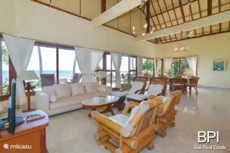 Vakantiehuis Indonesië, Bali, Air Sanih villa Villa Kembang Sepatu Binnen2