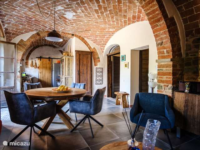 Holiday home in Italy, Tuscany – apartment Casale le Colonne, Il Forno