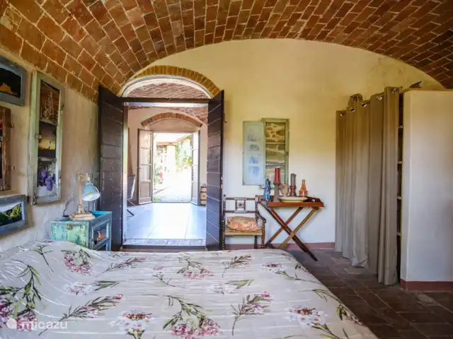 Casale le Colonne, Il Forno huren in Italië, Toscane, Castiglion Fiorentino - appartement 1e slaaplkamer met en suite badkamer.