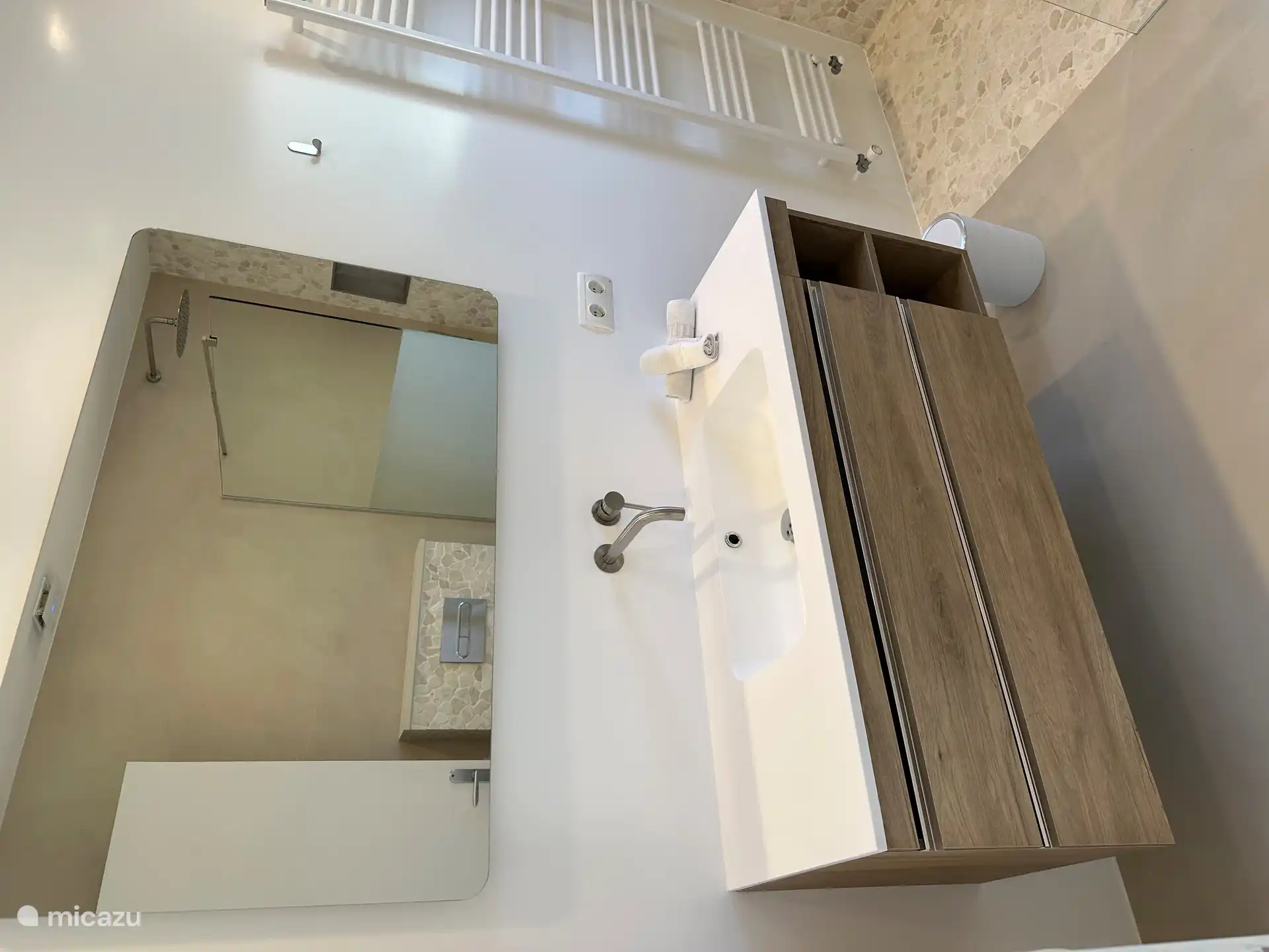 Lavabo de salle de bain 3