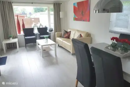 Vakantiehuis Nederland, Friesland, Makkum chalet Chalet K29 in Makkum Vakantiehuis Nederland, Friesland, Makkum chalet Chalet K29 in Makkum