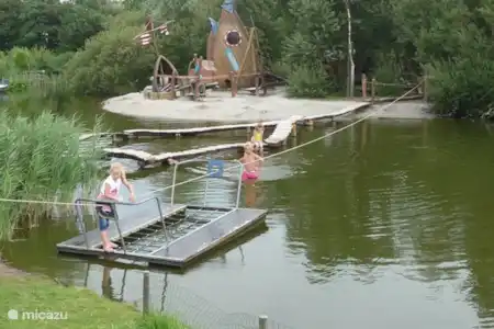 Vakantiehuis Nederland, Friesland, Makkum chalet Chalet K29 in Makkum Kinder speel eiland