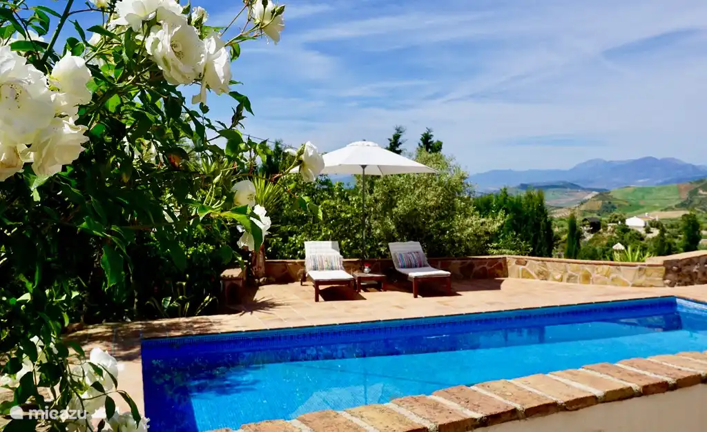ferienhaus, Villanueva de la Concepción, Andalusien, Spanien - Charmantes Ferienhaus mit Pool