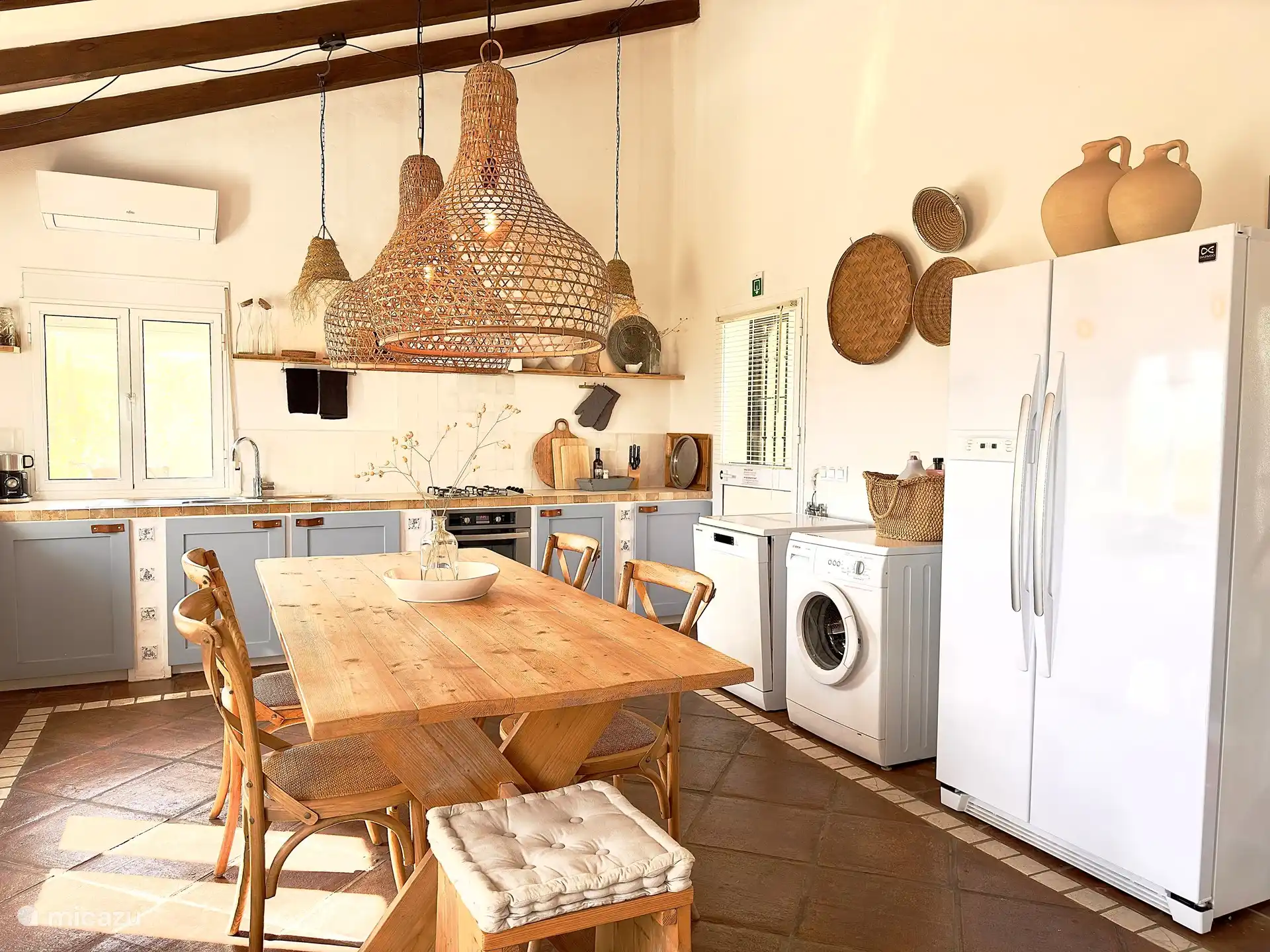 Offene Küche mit Essbereich