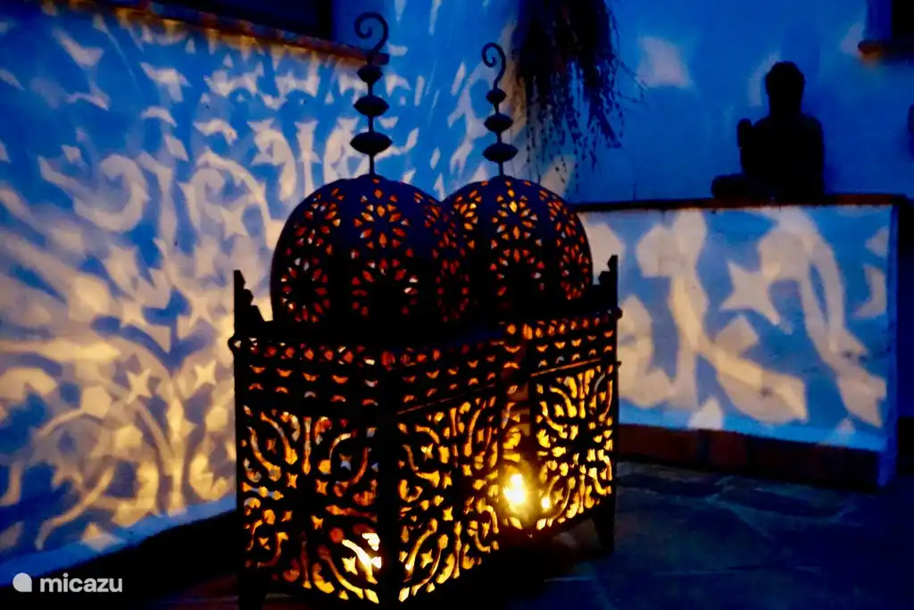 Abend in der spanischen Patio